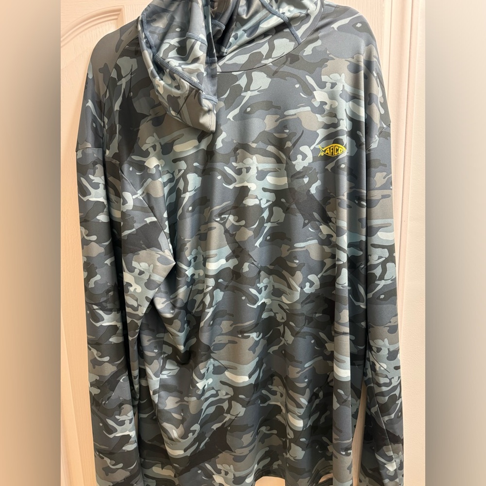 Aftco fishing Camo hoodie sun shirt